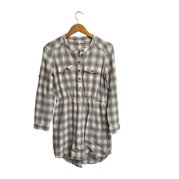 Broadway and Broome Woman's Knee Length Dress with Quarter Button Up size M - Picture 4 of 5